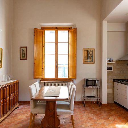 Lovely One Bedroom Apartment Nearby Ponte Vecchio Φλωρεντία Εξωτερικό φωτογραφία